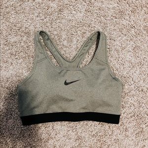 NIKE sports bra!!